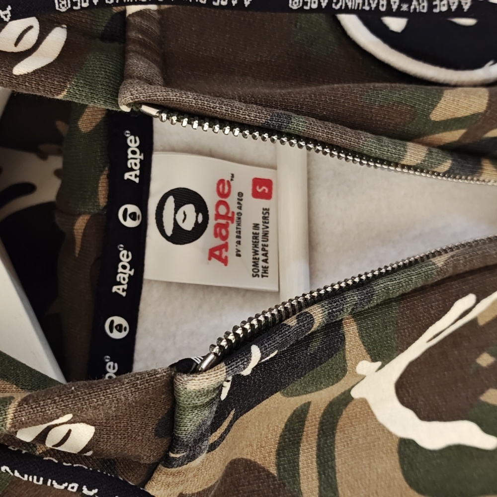 AAPE Camouflage Sweatshirt Glow In Dark, A Bathing Ape - Picture 7 of 7